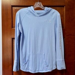 Vineyard Vines Girls XL long sleeve hooded T-shirt in powder blue